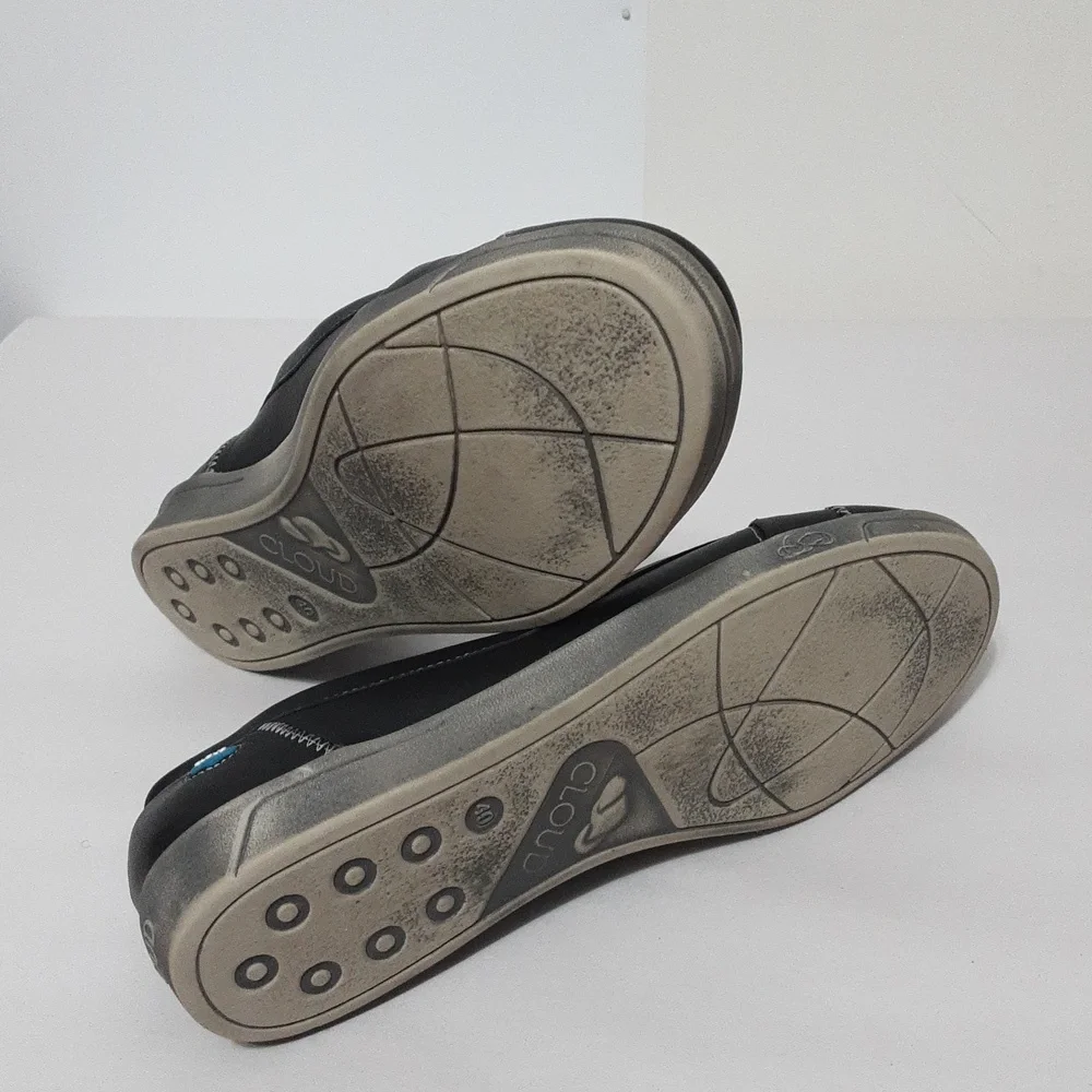 CLOUD ACACIA Women (40) 9 Slip On‎ Flat Shoes